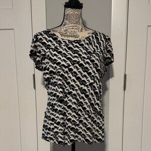 💜3/$12💜 Worthington Monochrome Wave Blouse